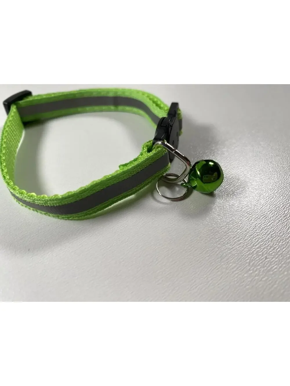 Cat Breakaway Collar New With Jingle Bell And Reflective Strip